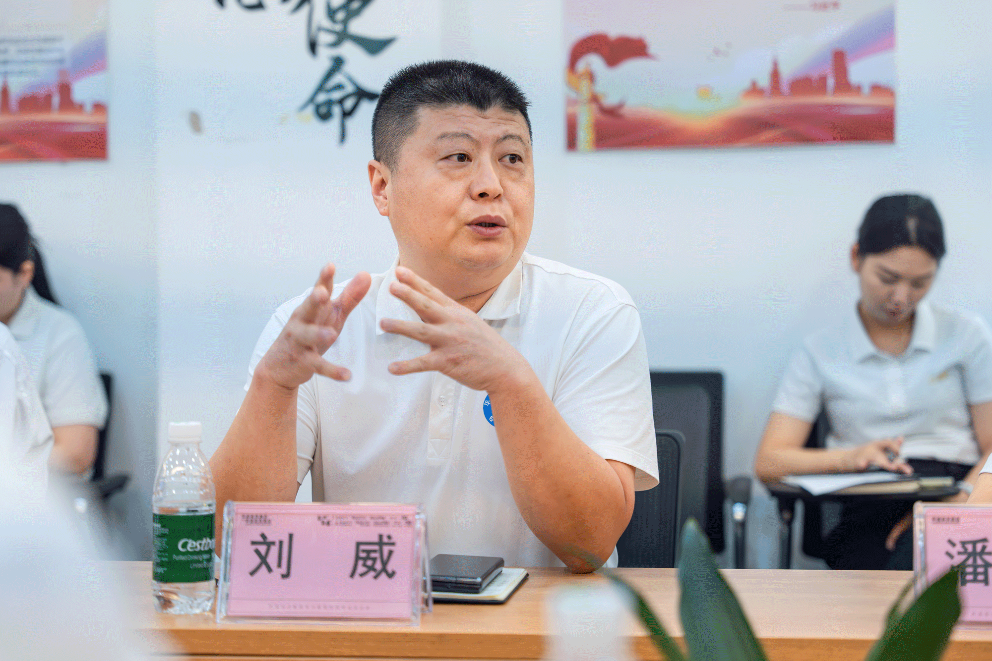 华盛家具集团举行2025年“安全生产月”活动启动仪式 华盛家具集团举行2025年“安全生产月”活动启动仪式